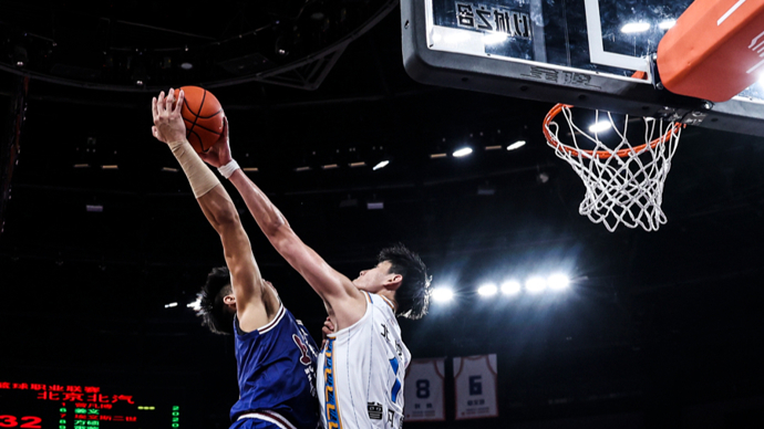 凸显他并非 凸显他并非